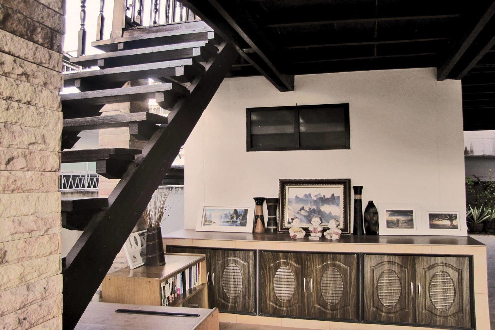 Huan Kawin Est.58 Lanna Home & Collection Chiang Rai Extérieur photo